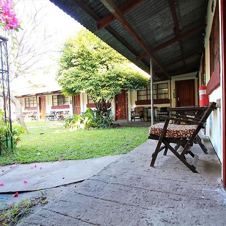 Zigzag Town Lodge Livingstone Exterior photo