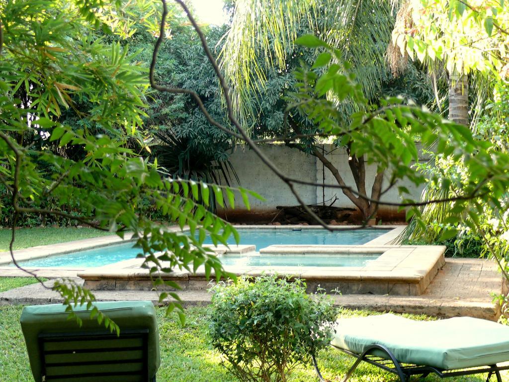 Zigzag Town Lodge Livingstone Exterior photo