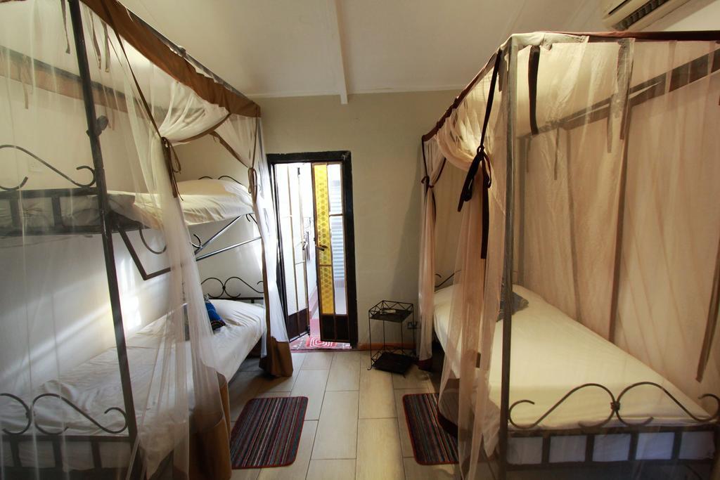 Zigzag Town Lodge Livingstone Exterior photo